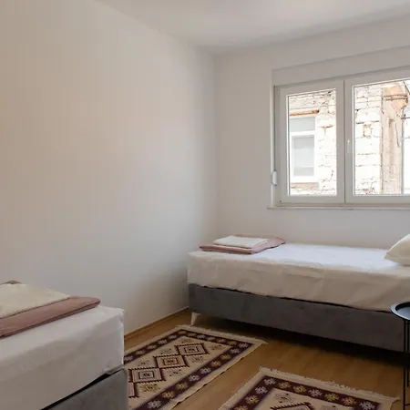 Amarilis Apartment